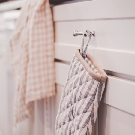 Linen Oven Mitt | Striped in Blue