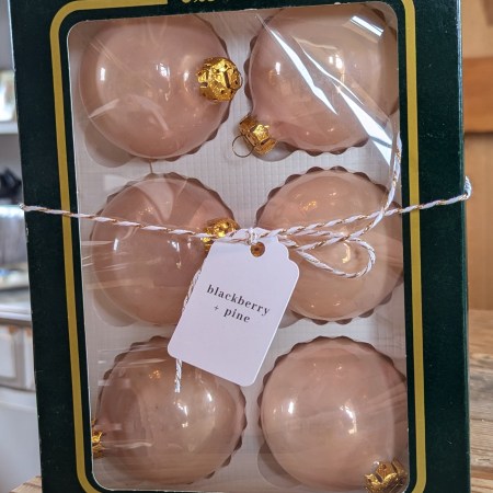 Ornament: Set Of 6, Pink Victoria