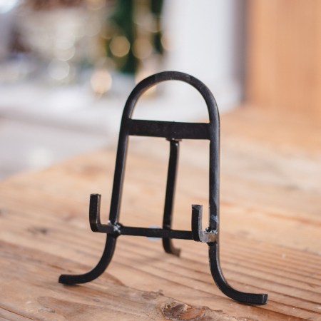 Black Cast Iron Easel